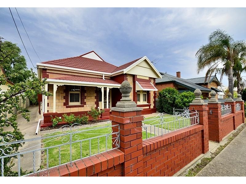 16 Nottingham Crescent, Glandore SA 5037