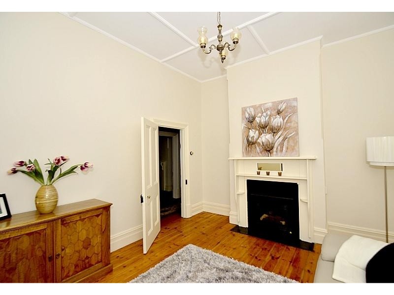 16 Nottingham Crescent, Glandore SA 5037