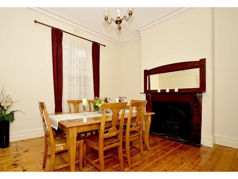 16 Nottingham Crescent, Glandore SA 5037