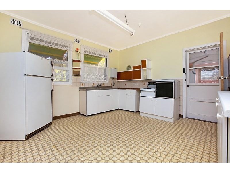 2 Torquay Road, Sturt SA 5047