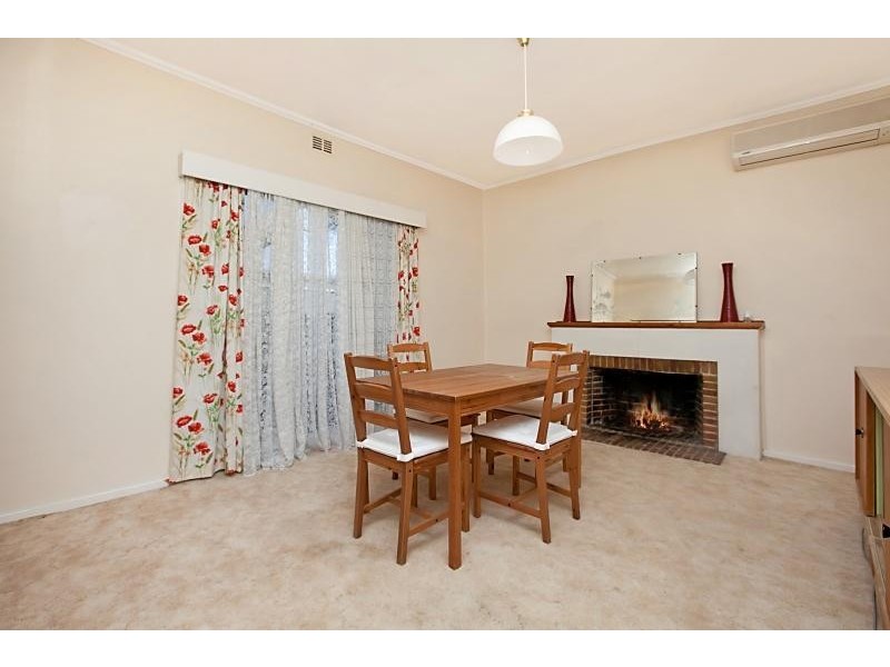 2 Torquay Road, Sturt SA 5047