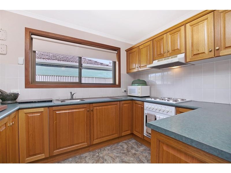 42B Cungena Avenue, Park Holme SA 5043