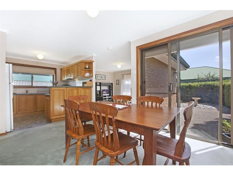 42B Cungena Avenue, Park Holme SA 5043