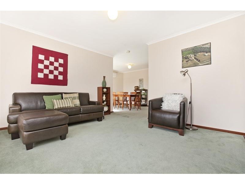 42B Cungena Avenue, Park Holme SA 5043