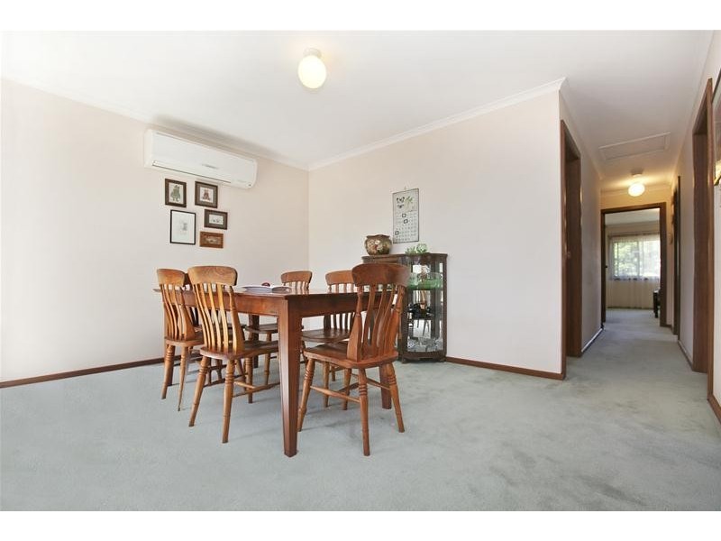 42B Cungena Avenue, Park Holme SA 5043