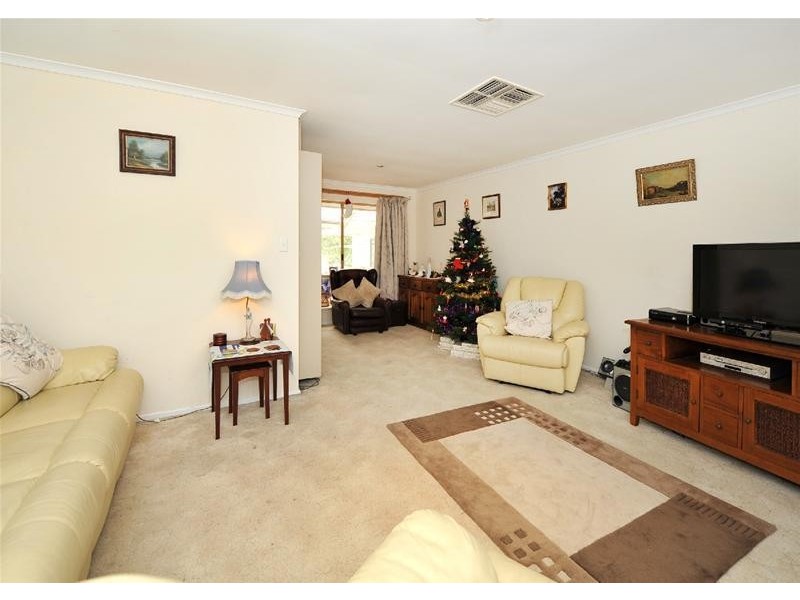 9 Leichardt Street, Woodcroft SA 5162