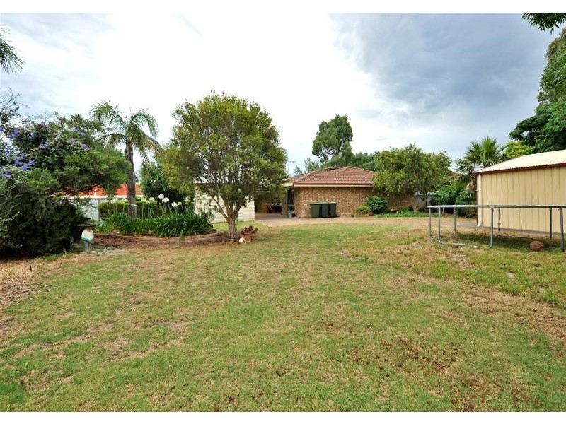 9 Leichardt Street, Woodcroft SA 5162