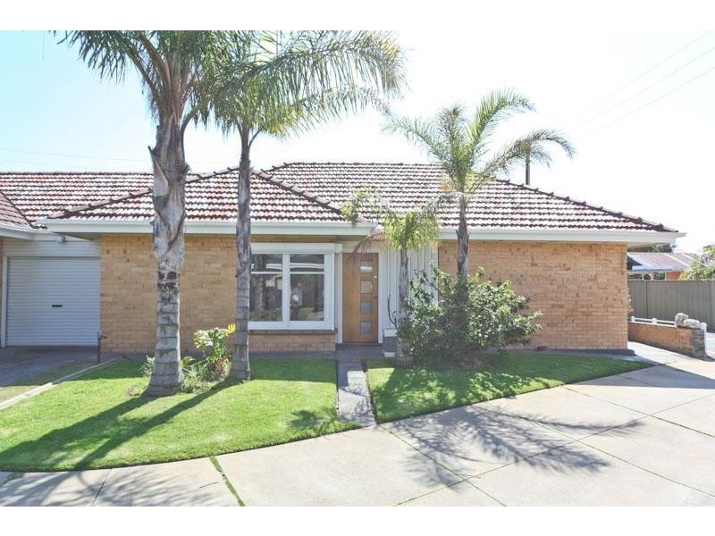 9/1a Olive Street, Glenelg SA 5045