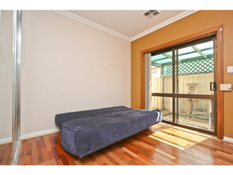 9/1a Olive Street, Glenelg SA 5045