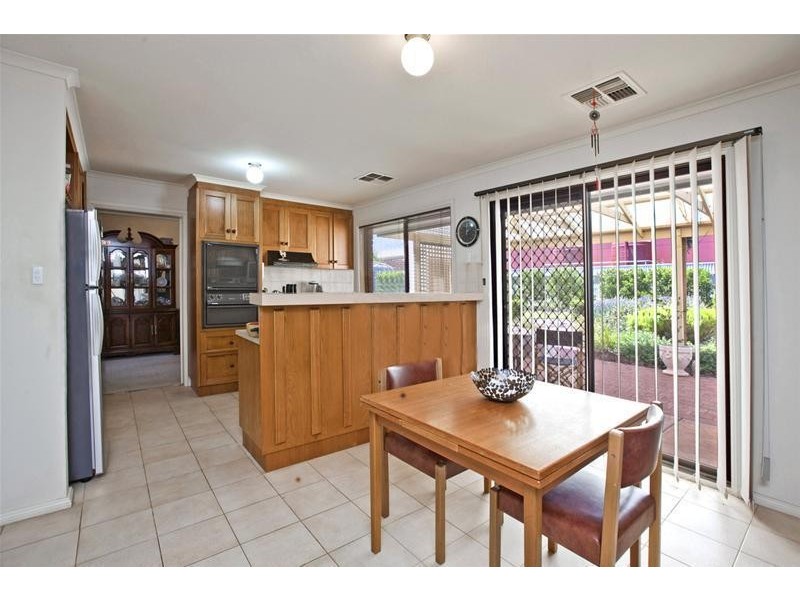 46 Coorabie Crescent, Hallett Cove SA 5158