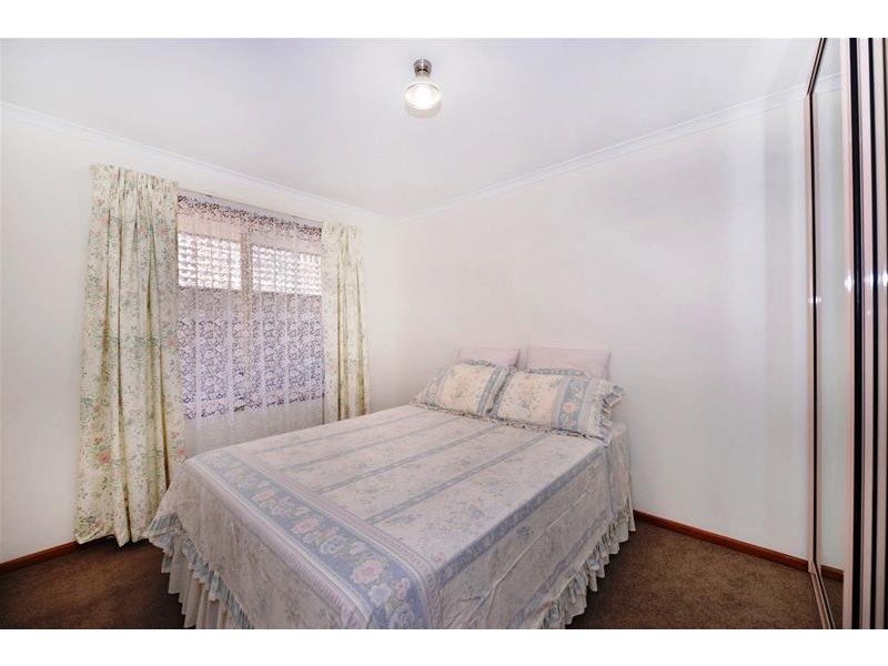 6 Hartog Street, Woodcroft SA 5162