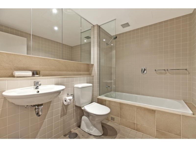 427/16 Holdfast Promenade, Glenelg SA 5045