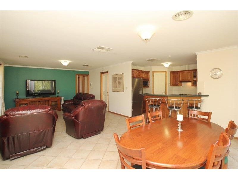 9 Steamranger Drive, Sheidow Park SA 5158