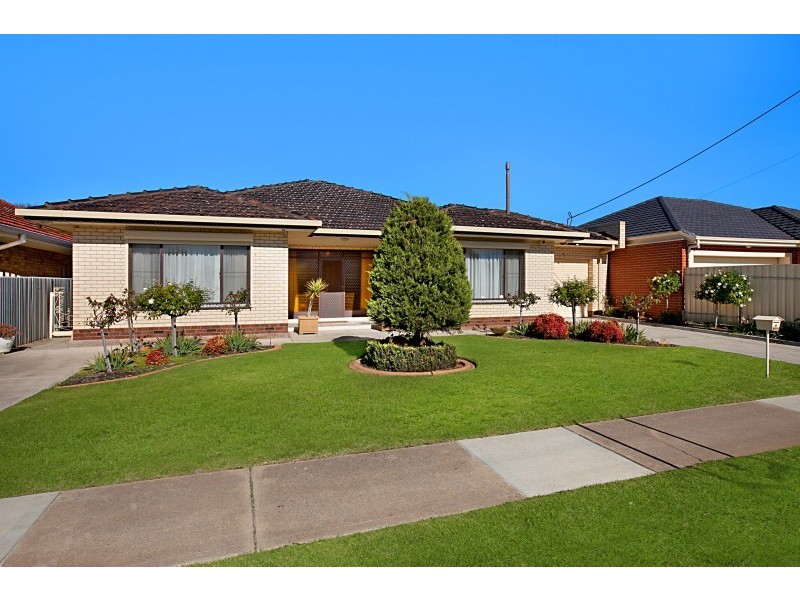 16 Fourth Avenue, Ascot Park SA 5043