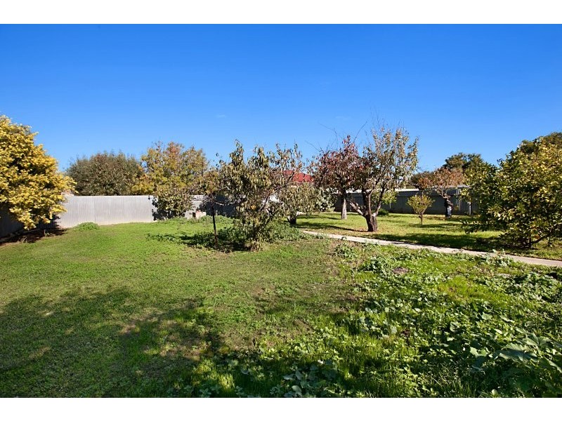 16 Fourth Avenue, Ascot Park SA 5043