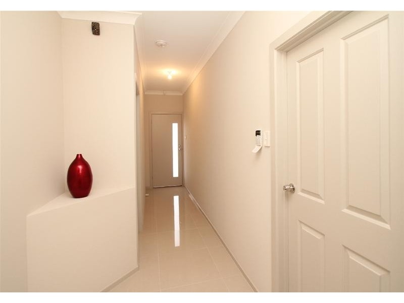 18 Thorne Crescent, Mitchell Park SA 5043