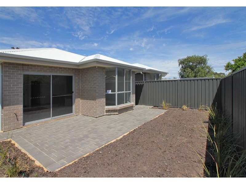 18 Thorne Crescent, Mitchell Park SA 5043