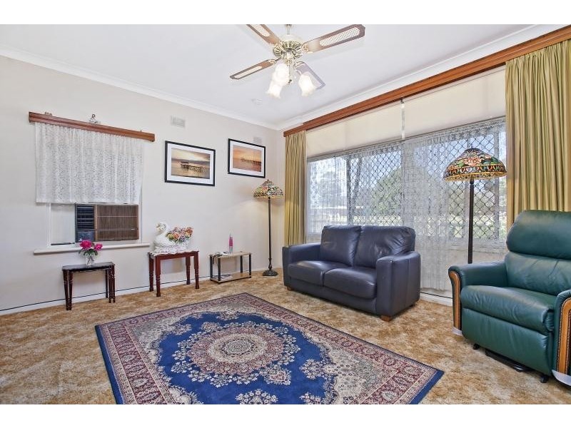 32 Greenbank Grove, Hackham West SA 5163