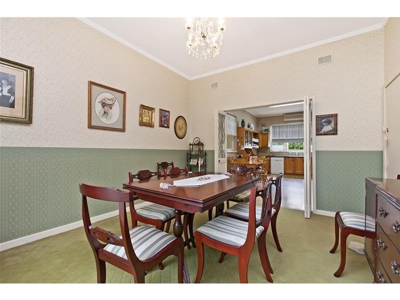 2 Seaforth Avenue, Dover Gardens SA 5048