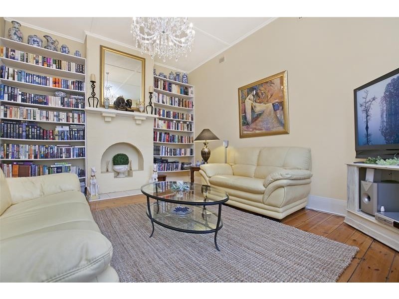 15 Macfarlane Street, Glenelg North SA 5045