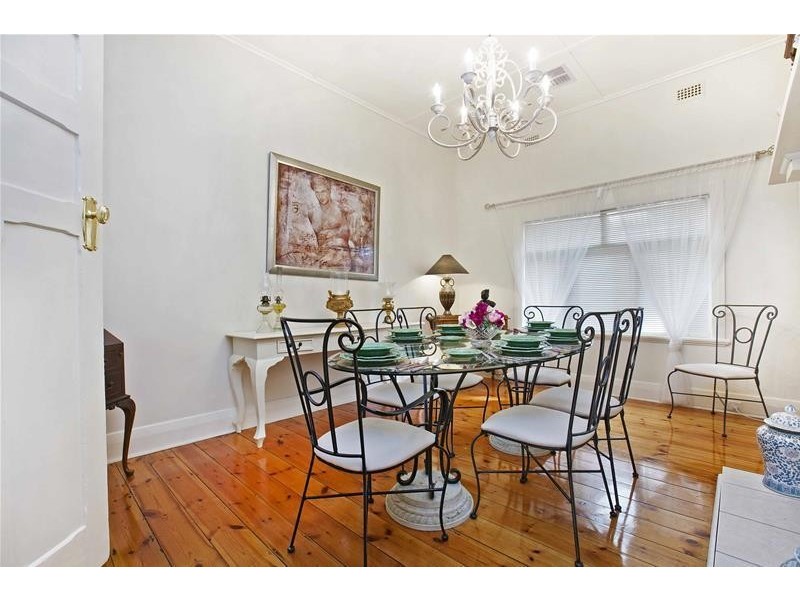 15 Macfarlane Street, Glenelg North SA 5045