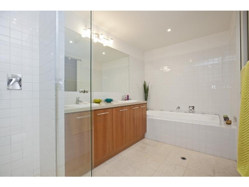 1/3-4 South Esplanade, Glenelg SA 5045