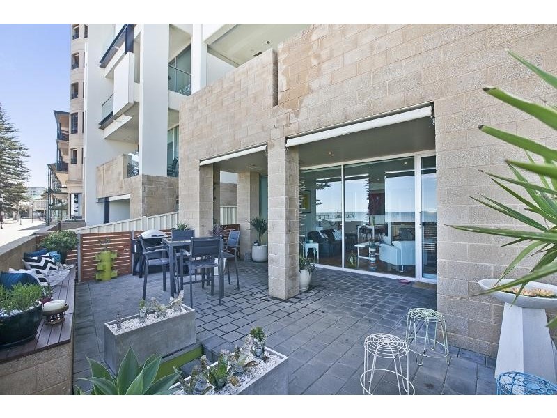 1/3-4 South Esplanade, Glenelg SA 5045
