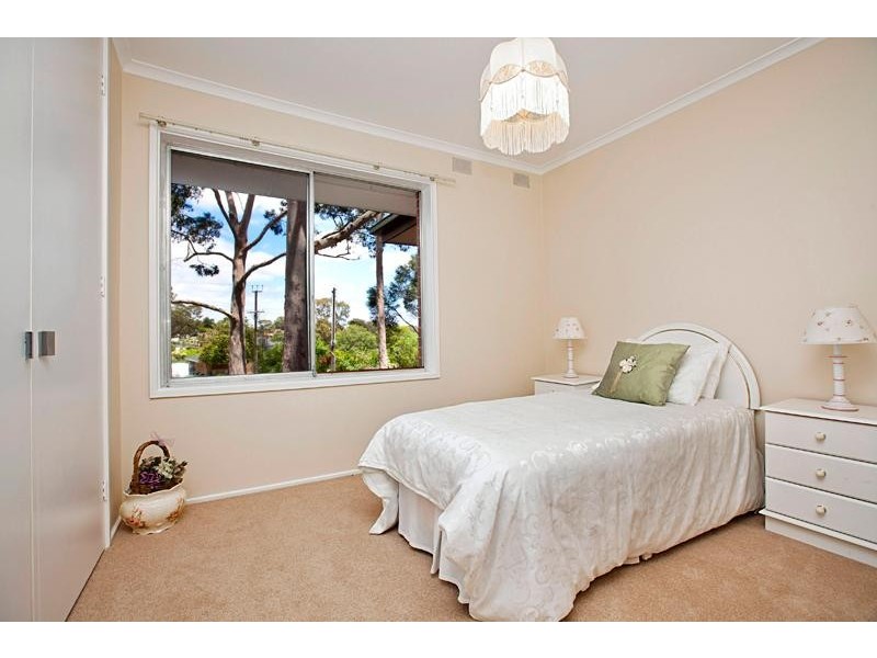 2 Memford Way, Flagstaff Hill SA 5159