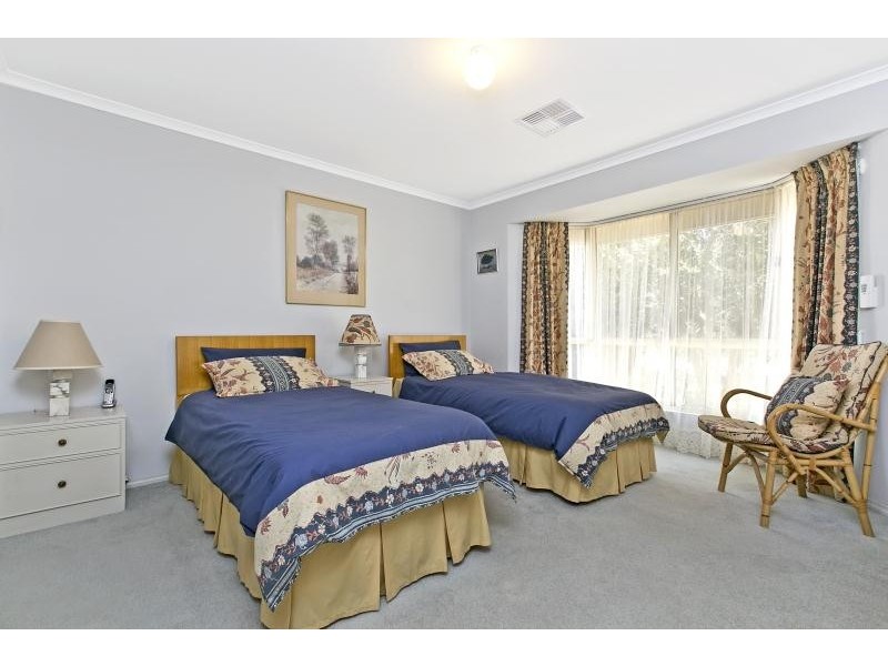 15 Timothy Court, Mitchell Park SA 5043
