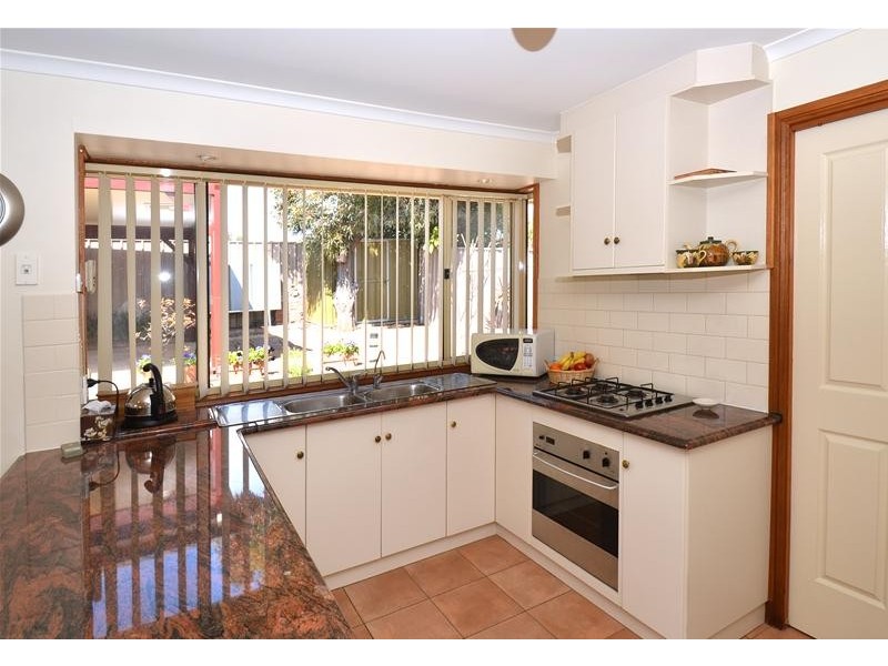 8 Timothy Court, Mitchell Park SA 5043