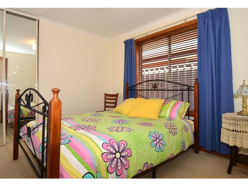 8 Timothy Court, Mitchell Park SA 5043