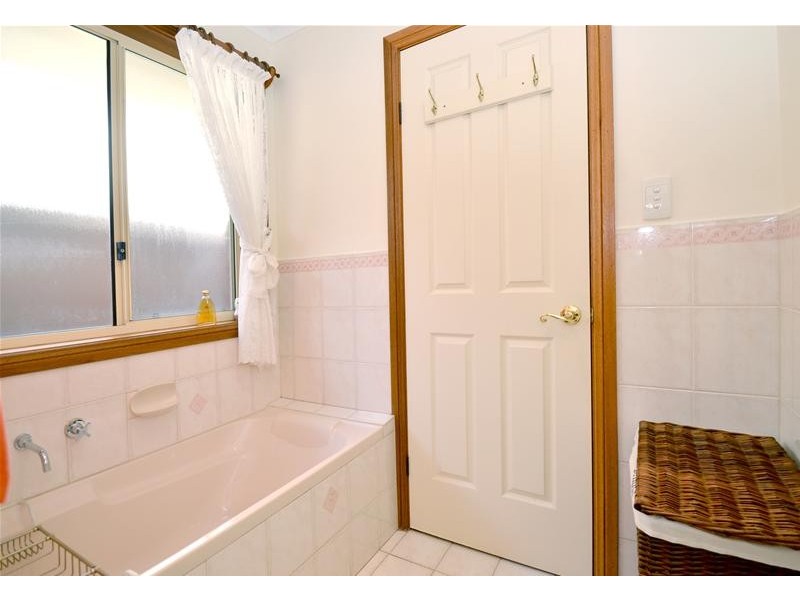 8 Timothy Court, Mitchell Park SA 5043