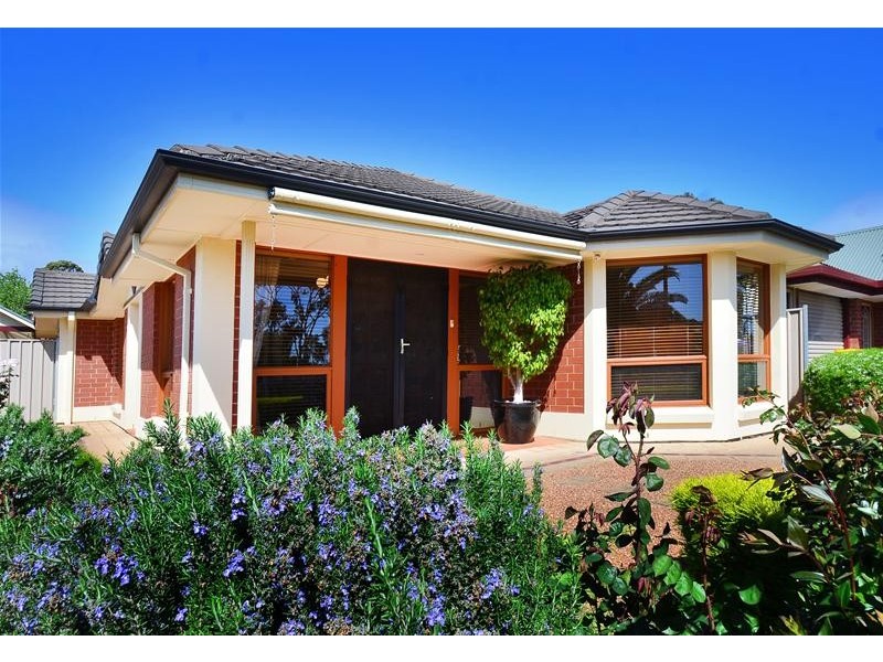 8 Timothy Court, Mitchell Park SA 5043