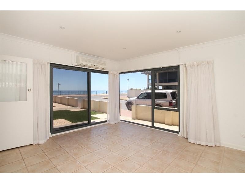 2/36 The Esplanade, Somerton Park SA 5044