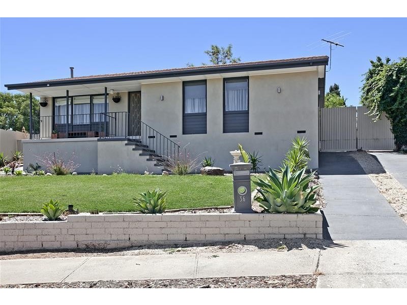 36 Copernicus Road, Christie Downs SA 5164