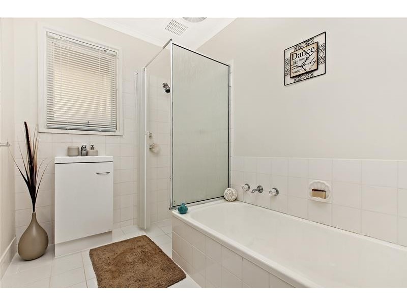 36 Copernicus Road, Christie Downs SA 5164