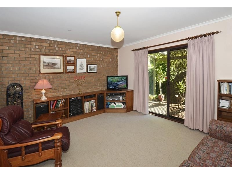 46 Karoona Crescent, Seacombe Heights SA 5047