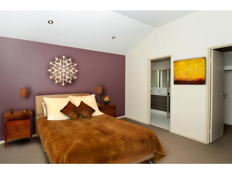 27 Cumming Street, Craigburn Farm SA 5051