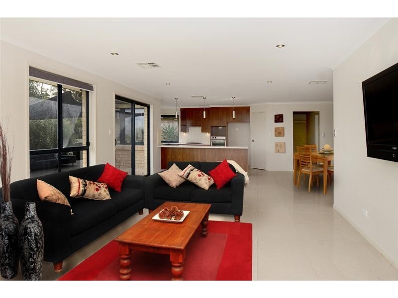 27 Cumming Street, Craigburn Farm SA 5051