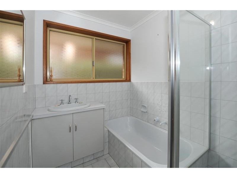 16 Whittaker Avenue, Old Reynella SA 5161