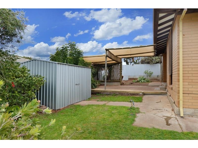 63 Glenhelen Road, Morphett Vale SA 5162