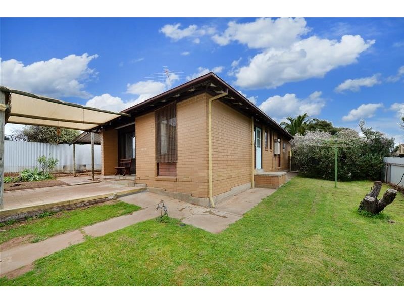 63 Glenhelen Road, Morphett Vale SA 5162