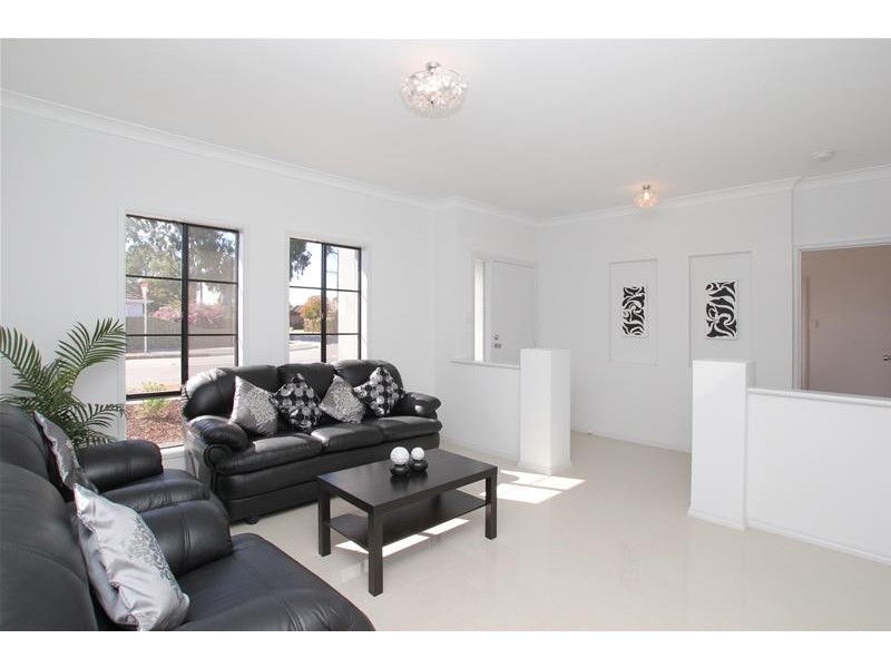 56 Dwyer Road, Oaklands Park SA 5046