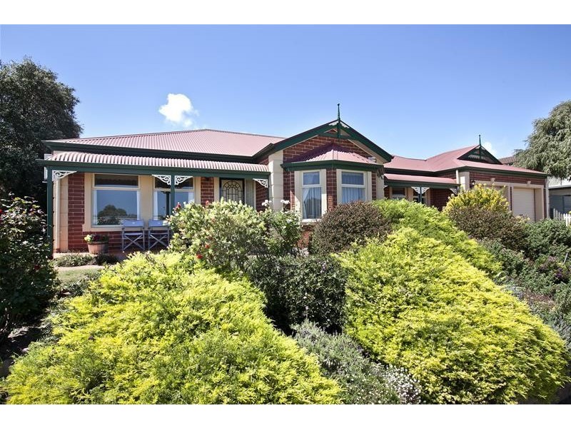 27 Marine Parade, Seacliff SA 5049