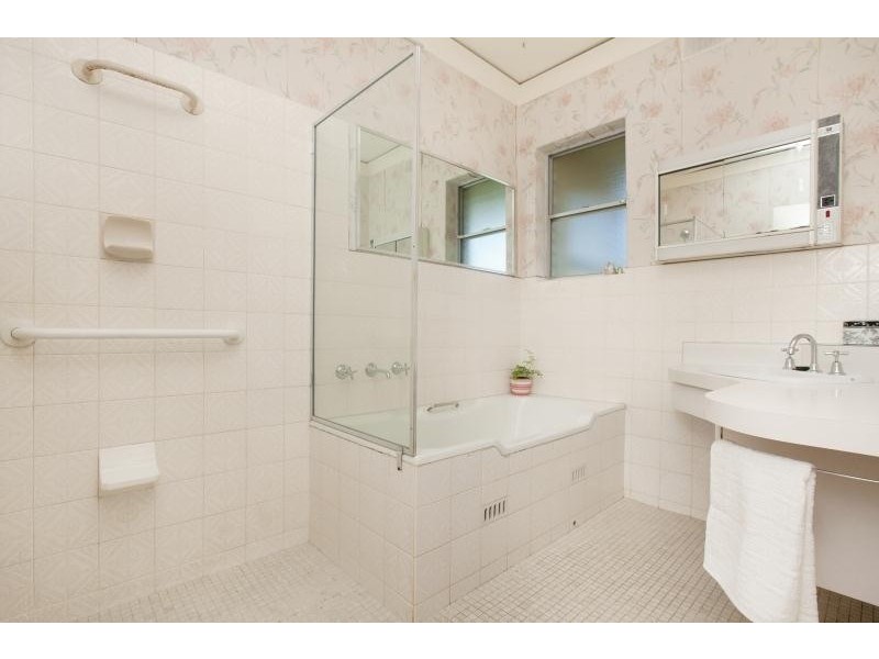 10 Dennis Drive, West Beach SA 5024