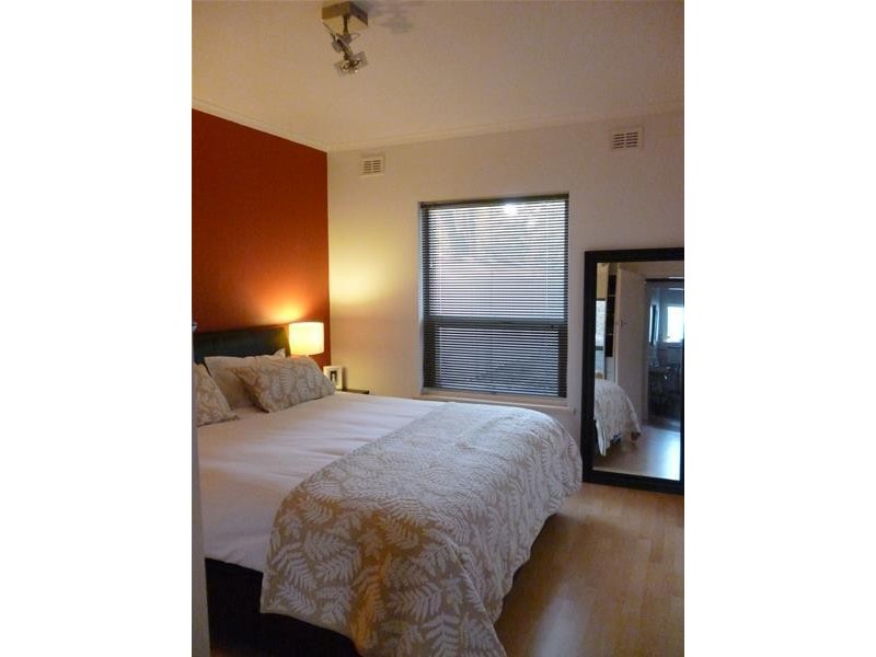 5/4 Barry Street, Henley Beach SA 5022