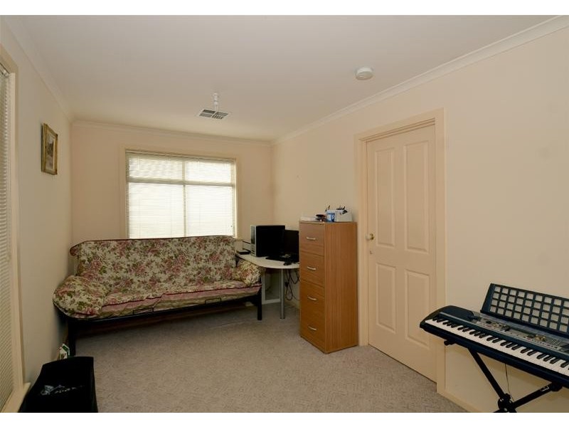 13 Wallace Court, Mitchell Park SA 5043