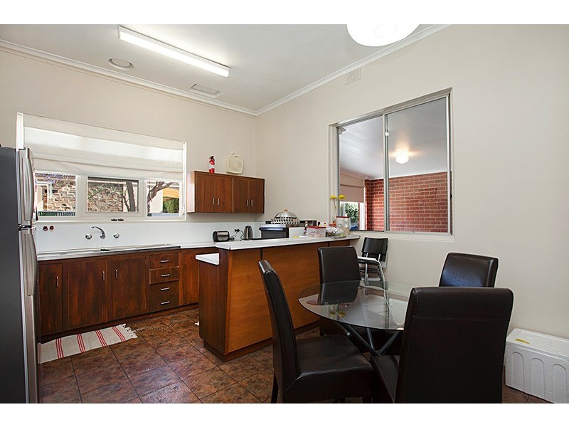 2 Thames Street, Clarence Park SA 5034