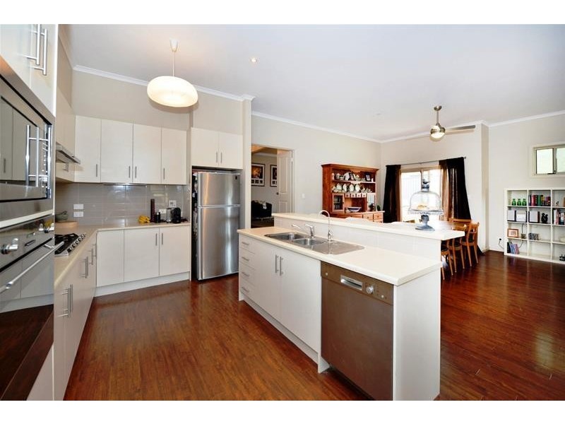 18 Torrey Road, Flagstaff Hill SA 5159