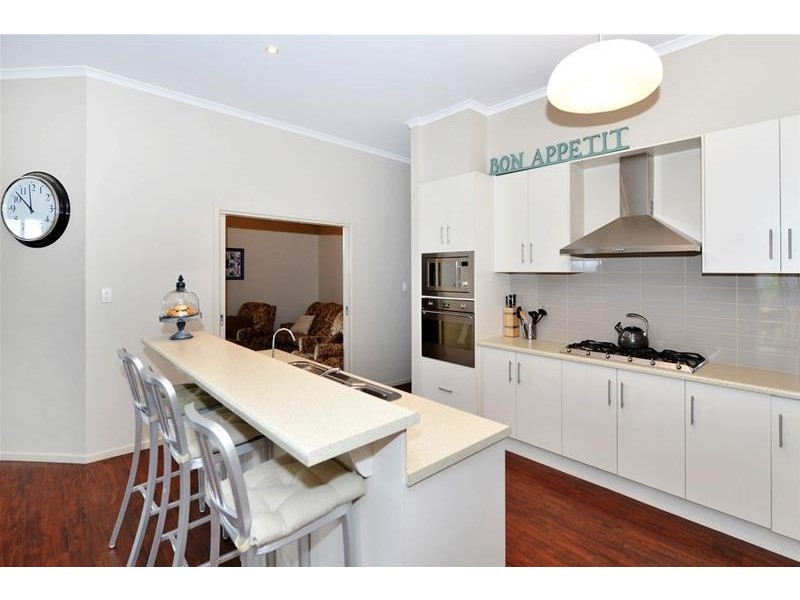 18 Torrey Road, Flagstaff Hill SA 5159